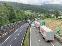 Interim ruling in the legal dispute over Alpine transit