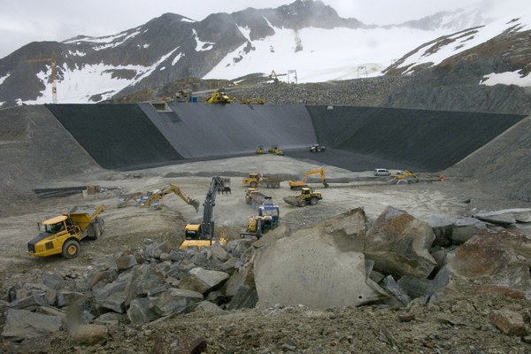 Building – a bottomless pit?