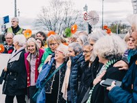 Lawsuits and laws for climate protection