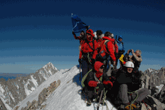 Mountain Wilderness: 20 ans d'engagement mondial pour la protection des montagnes