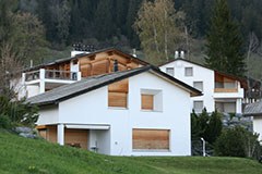 En Haute-Engadine/CH, un frein est mis à la construction de résidences se-condaires