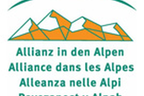 Pas à pas vers le cap des 300 : quatre nouveaux membres pour le Réseau de communes