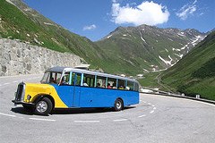 En car vers les sommets