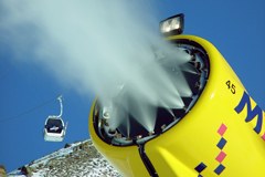 Un péché de gigantisme au paradis du ski