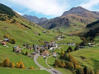 Village d’alpinistes : des Alpes occidentales jusqu’à la Méditerranée