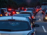 Ridurre il traffico automobilistico è una corsa contro il tempo