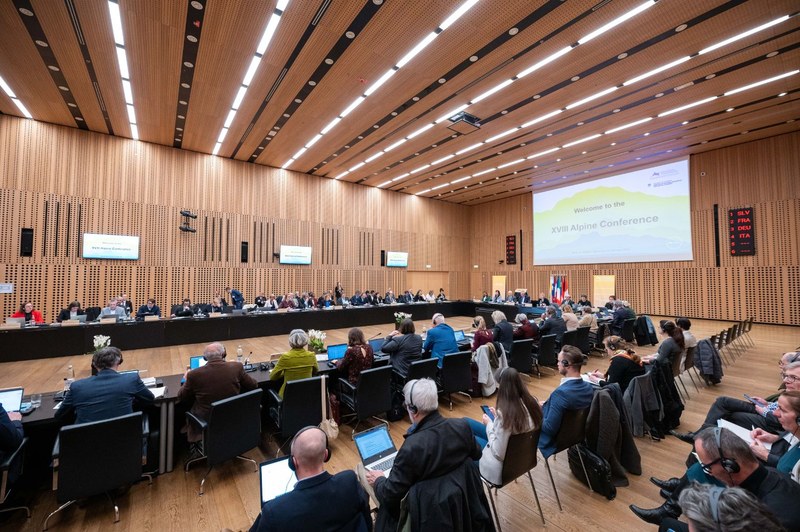La Conferenza delle Alpi in gennaio a Brdo/Sl annuncia la 10a Relazione sullo stato delle Alpi, che tratta la qualità di vita nelle Alpi. © Peter Skoberne