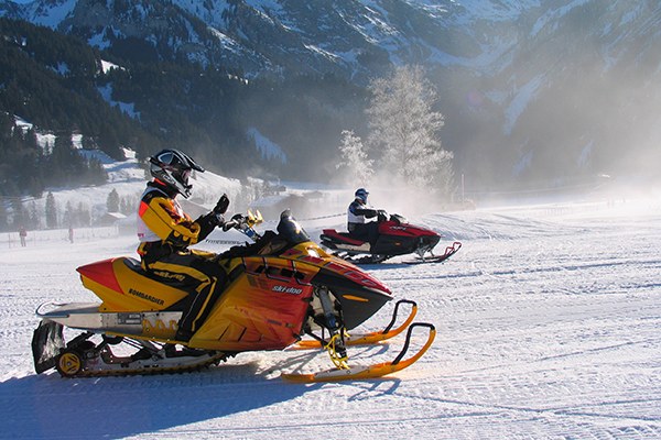 Drohende Invasion der Schneemobile in Frankreich