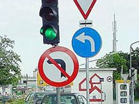 EU zahteva mesta brez prometnih znakov