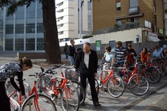 Rezultati podnebne konference Trezna glava v topli gredi sedaj tudi na spletu