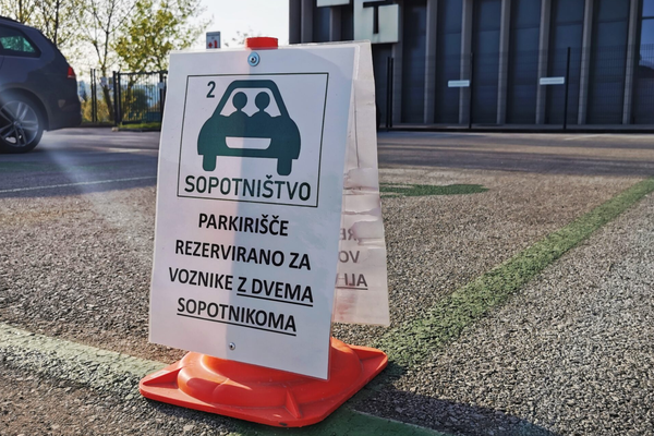 Ukrepi trajnostne mobilnosti v podjetjih in ustanovah - korak k trajnostnemu poslovanju