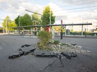 Odpiranje tal kot za stavo