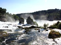 Poti in stranpoti vodne energije