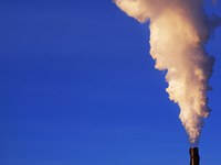 Slab zrak nad Alpami