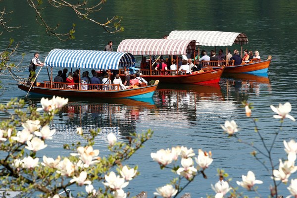 Med željami po oddihu in pritiski na gorska območja